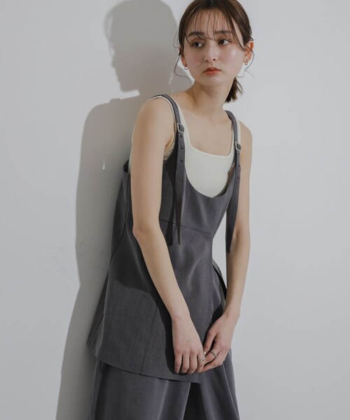 SENSE OF PLACE by URBAN RESEARCH（センスオブプレイスバイアーバンリサーチ）の「スリットキャミソールトップ（その他トップス・レディース・GRAY/BLACK/BEIGE・one）」の16枚目の写真
