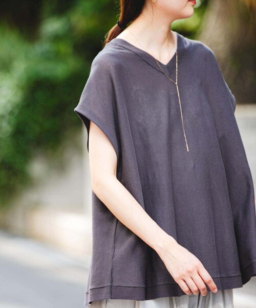 URBAN RESEARCH（アーバンリサーチ）の「『UVカット』2WAYフレンチスリーブニット（ニット/セーター・レディース・OFF/BEIGE/CHARCOAL/NAVY・FREE）」の13枚目の写真