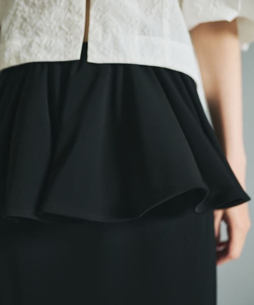ROPE'(ロペ)の「【一部店舗限定】【REALM(レルム)】PEPLUM SKIRT|スカート(スカート・レディース・ブラック・38)」の7枚目の写真