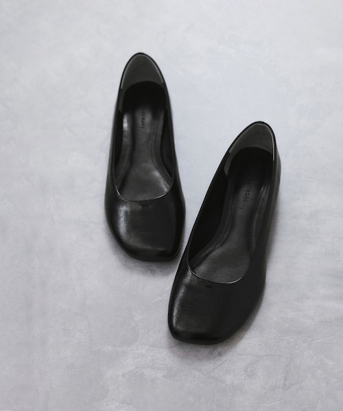ADAM ET ROPE'（アダムエロペ）の「ラウンドフラットシューズ（パンプス・レディース・ブラック/ホワイト/ブラウン系・23.0/23.5/24.0/24.5）」の10枚目の写真
