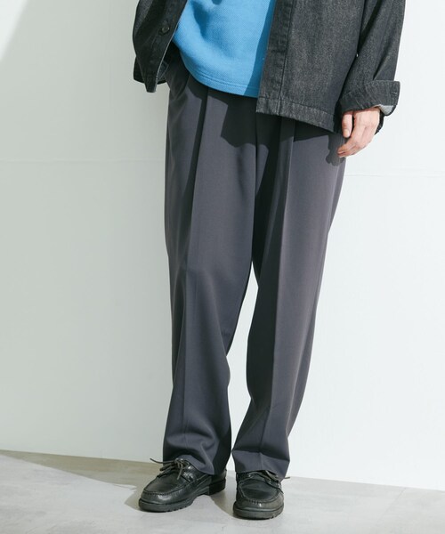 URBAN RESEARCH DOORS(アーバンリサーチドアーズ)の「『UR TECH』完声2タックワイドトラウザー(その他パンツ・メンズ・GREIGE/CHARCOAL/BLACK・S/M/L)」の20枚目の写真