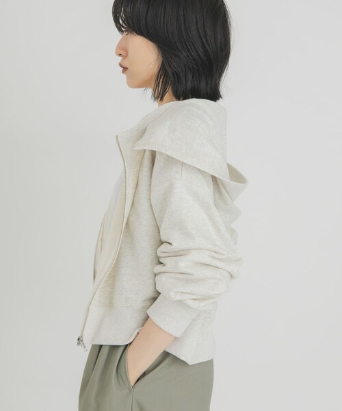 KBF（ケイビーエフ）の「セーラーライククロップドパーカー（パーカー・レディース・NAVY/OATMEAL/TOP GRAY・One）」の15枚目の写真
