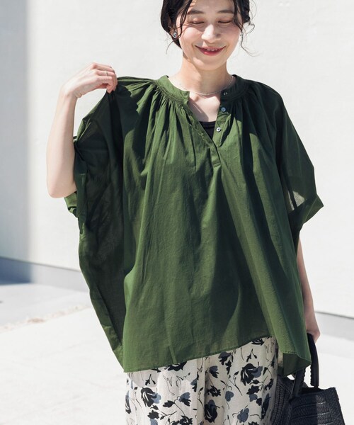 URBAN RESEARCH DOORS(アーバンリサーチドアーズ)の「コットンボイルロールアップスリーブブラウス(シャツ/ブラウス・レディース・ORANGE/BROWN/GREEN/NAVY・Free)」の17枚目の写真