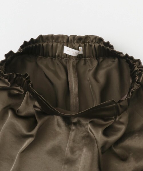 URBAN RESEARCH ROSSO（アーバンリサーチロッソ）の「F by ROSSO　サテンイージーパンツ（その他パンツ・レディース・SAND/K/BROWN・36/38）」の14枚目の写真