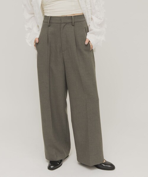 KBF（ケイビーエフ）の「ワンタックミニマルパンツ（その他パンツ・レディース・MOSS GRAY/CHARCOAL・36/38）」の16枚目の写真