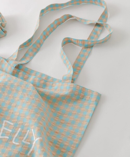 SMELLY（スメリー）の「プリントトートバッグM（トートバッグ・レディース・BLU.CHECK/YEL.CHECK/DOT/FLOWER/EMBROIDERY・M）」の14枚目の写真