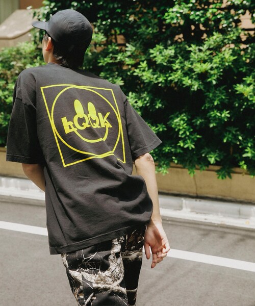 URBAN RESEARCH(アーバンリサーチ)の「LQQK Studio SMILEY LOGO POCKET TEE(Tシャツ/カットソー・メンズ・BLACK・M/L/XL)」の13枚目の写真