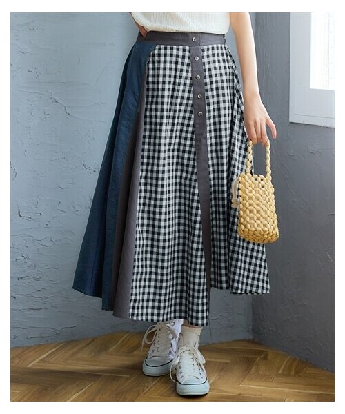 nissen（ニッセン）の「＜大きいサイズ＞切替アシンメトリースカート（スカート・レディース・黒系/ネイビー系・L/LL/3L/4L/5L/6L/8L/10L）」の10枚目の写真