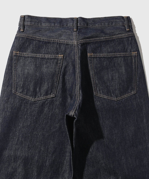 ADAM ET ROPE'（アダムエロペ）の「【AURALEE/オーラリー】HARD TWIST DENIM WIDE PANTS（デニムパンツ・メンズ・ネイビー・28/30/32/34）」の9枚目の写真