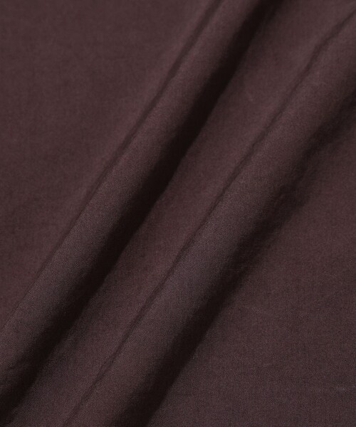ADAM ET ROPE'(アダムエロペ)の「【AURALEE/オーラリー】GARMENT-DYED FINX SHUTTLE WEATHER SHIRT(シャツ/ブラウス・メンズ・ホワイト/ダークブラウン・3/4)」の15枚目の写真