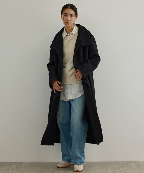 ADAM ET ROPE'(アダムエロペ)の「【WEB限定】スタンドカラー2WAYロングコート(ダウンジャケット/コート・レディース・チャコール/ライトグレー/ブラウン・F)」の6枚目の写真