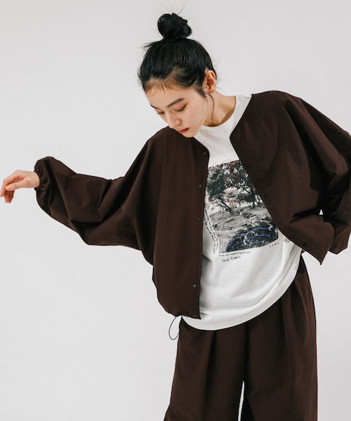 EKAL（エカル）の「『吸水速乾/通気性/軽量』DOT AIR CARDIGAN（カーディガン/ボレロ・レディース・ブラック/ブラウン/チャコール・One）」の3枚目の写真