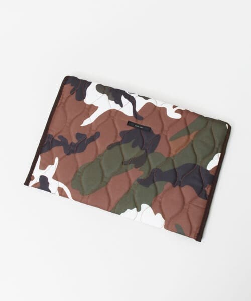 URBAN RESEARCH Sonny Label（アーバンリサーチサニーレーベル）の「迷彩柄クラッチバッグ（クラッチバッグ・レディース・カモフラージュ・FREE）」の3枚目の写真