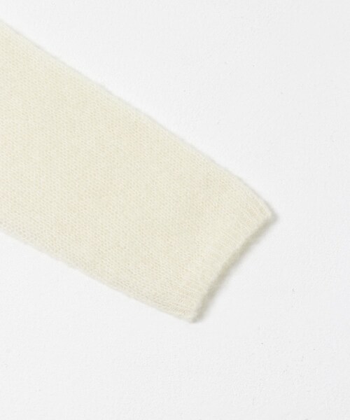 かぐれ(カグレ)の「YLEVE ALPACA KNIT HENLY NECK(ニット/セーター・レディース・FOG/OFF WHITE・1)」の8枚目の写真