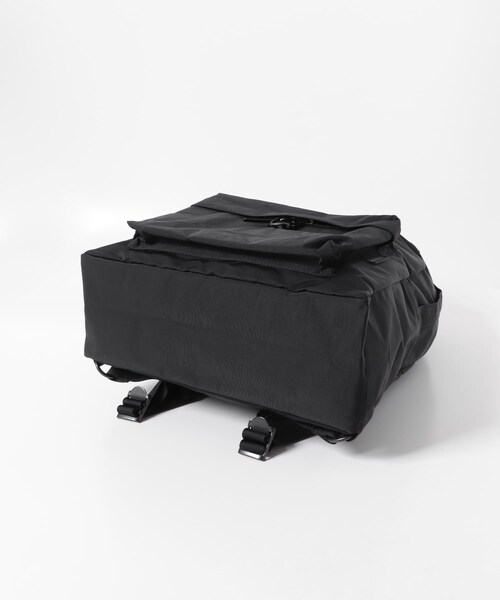 URBAN RESEARCH DOORS（アーバンリサーチドアーズ）の「STANDARD SUPPLY　DAILY DAYPACK（バックパック/リュック・メンズ・BLACK・one）」の5枚目の写真
