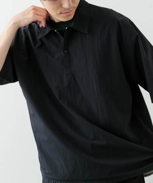 ITEMS URBANRESEARCH(アイテムズ アーバンリサーチ)の「『撥水/イージーケア/接触冷感/UVカット』タスランナイロンスナップボタンポロシャツ(ポロシャツ・メンズ・NVY/CHA/BLK・M/L)」の7枚目の写真