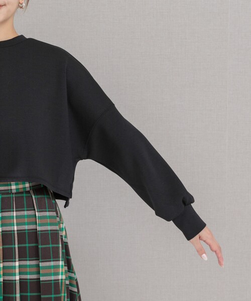 URBAN RESEARCH ROSSO（アーバンリサーチロッソ）の「エアーダンボールショートプルオーバー（Tシャツ/カットソー・レディース・white/black・FREE）」の19枚目の写真