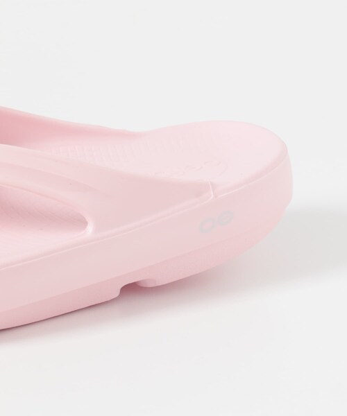 URBAN RESEARCH DOORS（アーバンリサーチドアーズ）の「OOFOS　OOLALA（サンダル・レディース・BLACK/MINT/PRIMROSE・6/7/8）」の18枚目の写真