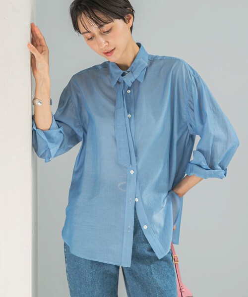 URBAN RESEARCH ROSSO（アーバンリサーチロッソ）の「タイ付デニムライクシアーシャツ（シャツ/ブラウス・レディース・L.BLUE/INDIGO・Free）」の5枚目の写真