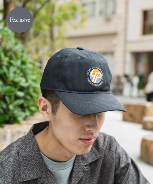 URBAN RESEARCH DOORS(アーバンリサーチドアーズ)の「『別注』YAKPAK×DOORS ロゴCAP(キャップ・メンズ・BLACK/CHARCOAL/NAVY・-)」の2枚目の写真