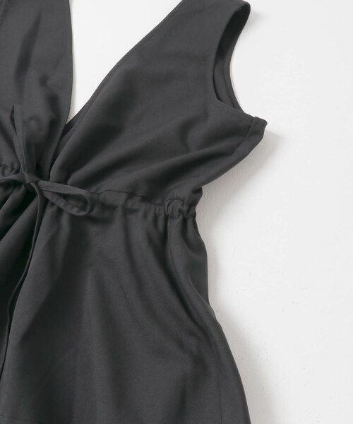 URBAN RESEARCH Sonny Label（アーバンリサーチサニーレーベル）の「ペプラムオールインワン（つなぎ/オールインワン・レディース・ブラック/グレー・36/38）」の12枚目の写真