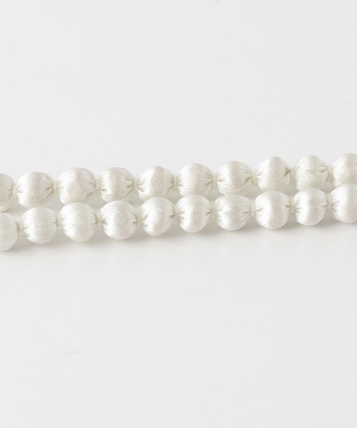 かぐれ（カグレ）の「CITRUS　GUDLI NECKLACE（ネックレス・レディース・ECRU/BLACK/L GREY・-）」の6枚目の写真