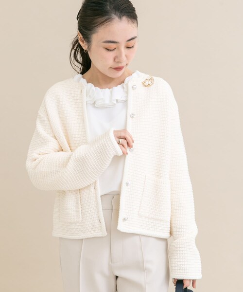 URBAN RESEARCH ROSSO（アーバンリサーチロッソ）の「『WEB/一部店舗限定』ツイードノーカラーニットジャケット（ノーカラージャケット・レディース・OFF/NAVY・Free）」の5枚目の写真