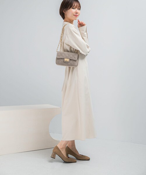 URBAN RESEARCH ROSSO（アーバンリサーチロッソ）の「ウォッシャブルウエストマークワンピース（ワンピース・レディース・IVORY/BLACK・Free）」の3枚目の写真