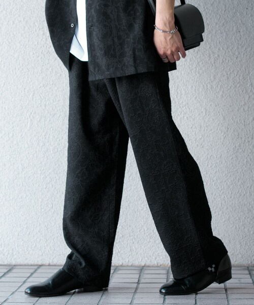 SENSE OF PLACE by URBAN RESEARCH（センスオブプレイスバイアーバンリサーチ）の「『セットアップ対応』 ボタニカルジャガードワイドスラックス（その他パンツ・メンズ・BLACK/GREIGE・M/L）」の11枚目の写真