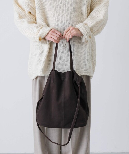 かぐれ（カグレ）の「Morphee　3WAY MEDIUM TOTE OILSUEDE（トートバッグ・レディース・DARK CHOCO・M）」の3枚目の写真