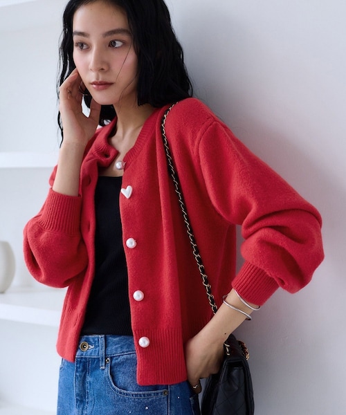 VIS（ビス）の「ハートアソートパール釦ラメミックスカーディガン/イージーケア・一部WEB限定カラー（カーディガン/ボレロ・レディース・ブラック/チャコール/ライトグレー/ブルー/パープル系/ピンク系/ブラウン/レッド・F）」の5枚目の写真