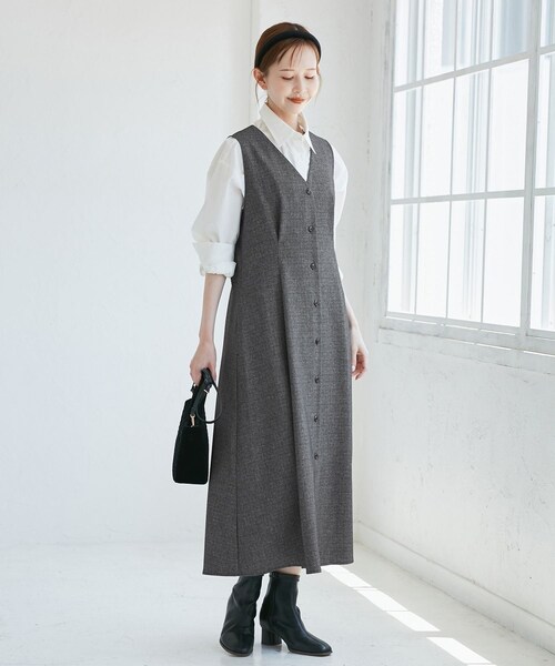 ROPE' PICNIC（ロペピクニック）の「ウエストタックジャンパースカート（ジャンパースカート・レディース・ブラック系/グレー/ライトグレー/ベージュ系/ネイビー・F）」の22枚目の写真