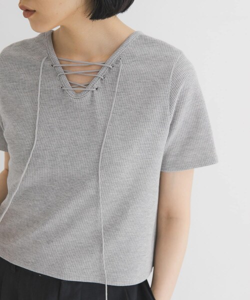 KBF（ケイビーエフ）の「2WAYレースアップトップス（Tシャツ/カットソー・レディース・IVORY/BLACK/TOP GRAY・One）」の22枚目の写真