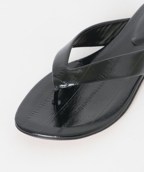 URBAN RESEARCH（アーバンリサーチ）の「LE MONDE BERYL　FLAT THONG SANDAL（サンダル・レディース・BLACK・36/37/38/39）」の14枚目の写真