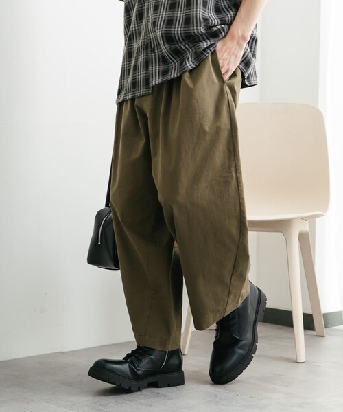 SENSE OF PLACE by URBAN RESEARCH(センスオブプレイスバイアーバンリサーチ)の「バレルレッグチノパンツ(チノパンツ・メンズ・L.MINT/CHARCOAL/BROWN・M/L)」の19枚目の写真