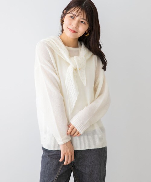 URBAN RESEARCH ROSSO（アーバンリサーチロッソ）の「F by ROSSO　ヘアリーニットプルオーバー+ニットスカーフ（ニット/セーター・レディース・OFF WHITE/BEIGE/GRAY・FREE）」の10枚目の写真