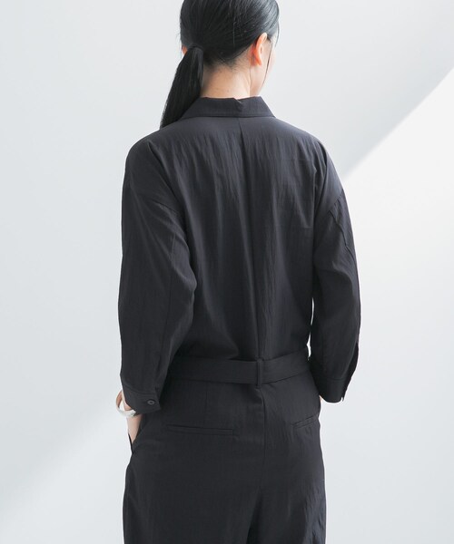 URBAN RESEARCH（アーバンリサーチ）の「『2サイズ展開』フロントタックジャンプスーツ（サロペット/オーバーオール・レディース・CHARCOAL/BLACK・38/40）」の6枚目の写真