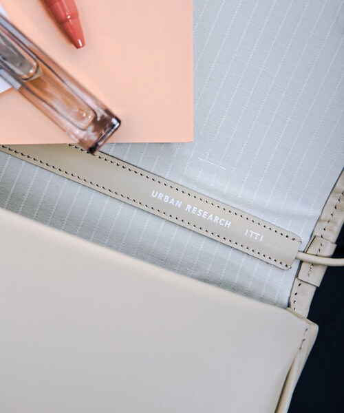 URBAN RESEARCH（アーバンリサーチ）の「『別注』ITTI×URBAN RESEARCH　MICHELLE ERRAND POUCH（ショルダーバッグ・レディース・black/ivory・FREE）」の8枚目の写真