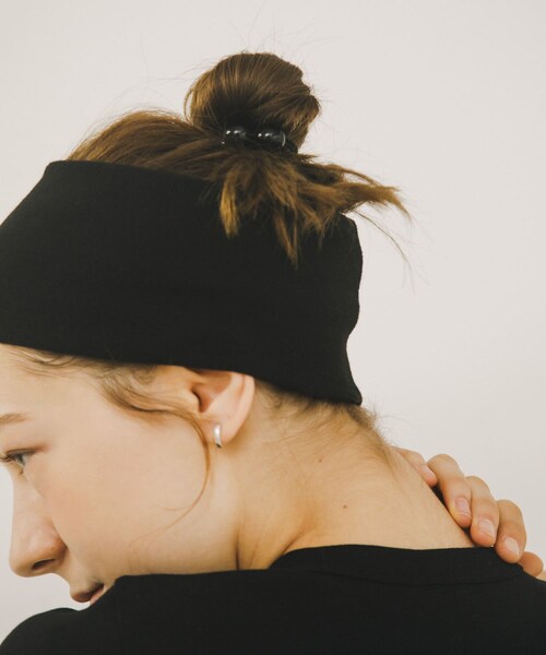 URBAN RESEARCH(アーバンリサーチ)の「decor『デコール』 Wide Hairband(ヘアバンド・レディース・CHARCOAL/BLACK/BROWN/OFF/BURGUNDY/SAX・-)」の19枚目の写真