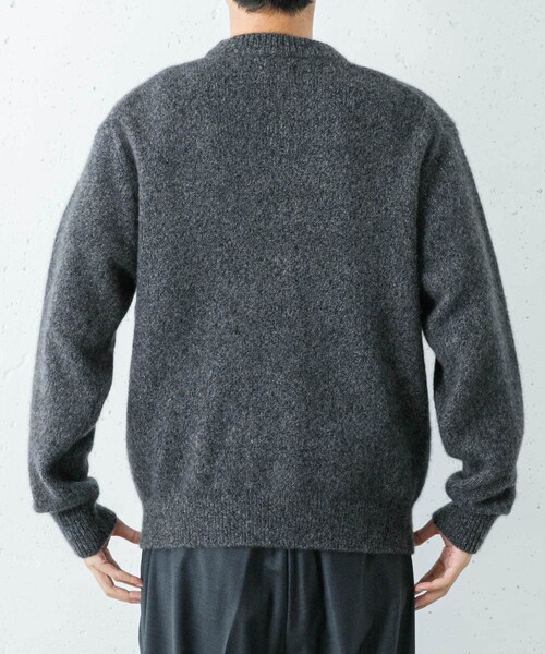 URBAN RESEARCH（アーバンリサーチ）の「new basic　CASHMERE SILK MOULINE CREW-NECK KNIT（ニット/セーター・メンズ・PEARL GRAY/CHARCOAL・M/L/XL）」の7枚目の写真