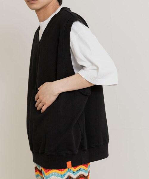 THE GOODLAND MARKET（ザグッドランドマーケット）の「TONY　MM SWEAT VEST（ベスト・メンズ・BLK/杢ASH・M/XL）」の7枚目の写真