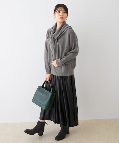 URBAN RESEARCH ROSSO（アーバンリサーチロッソ）の「F by ROSSO　ヘアリーニットプルオーバー+ニットスカーフ（ニット/セーター・レディース・OFF WHITE/BEIGE/GRAY・FREE）」の2枚目の写真