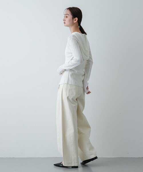 SENSE OF PLACE by URBAN RESEARCH（センスオブプレイスバイアーバンリサーチ）の「バレルレッグチノパンツ（チノパンツ・レディース・IVORY/Y.BEIGE/CHARCOAL・S/M/L）」の10枚目の写真