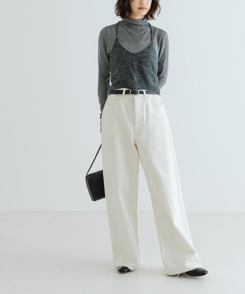 URBAN RESEARCH（アーバンリサーチ）の「ヘアリーニットビスチェ（キャミソール・レディース・CHARCOAL/OFF・FREE）」の18枚目の写真