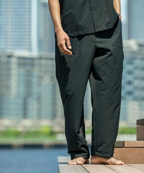 URBAN RESEARCH(アーバンリサーチ)の「『洗濯可/防シワ/撥水』COOL DOTS EASY PANTS(その他パンツ・メンズ・BLACK/CHARCOAL/NAVY・M/L)」の5枚目の写真