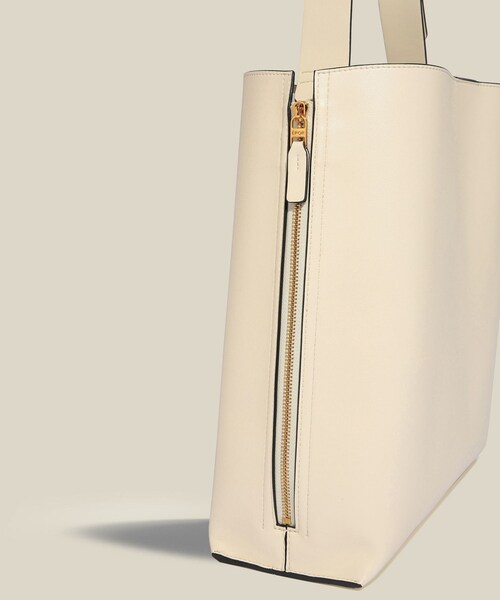 ROPE'（ロペ）の「【E'POR】Y BAG Shoulder Large【通勤】【A4対応】（ショルダーバッグ・レディース・ライトグレー/キナリ・F）」の11枚目の写真