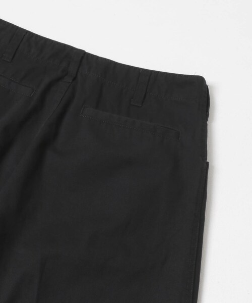URBAN RESEARCH DOORS（アーバンリサーチドアーズ）の「FORK&SPOON　ワイドシルエットチノパンツ（チノパンツ・メンズ・BLACK/BROWN・4/5）」の5枚目の写真