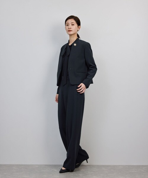 ROPE'(ロペ)の「トリアセダブルクロス クルーネックジャケット/イージーケア・セットアップ対応・25AW(ノーカラージャケット・レディース・ネイビー・36/38/40)」の10枚目の写真