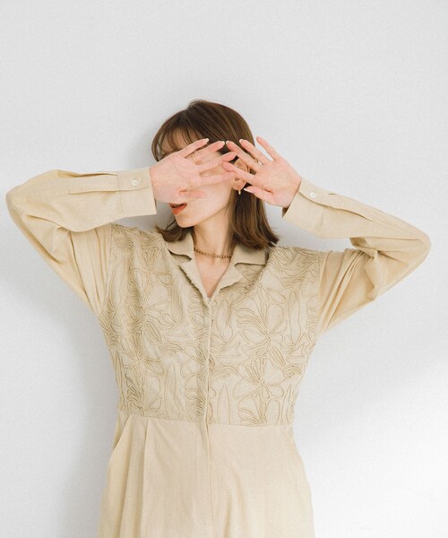 URBAN RESEARCH Sonny Label（アーバンリサーチサニーレーベル）の「エンブロイダリーオールインワン（サロペット/オーバーオール・レディース・ブラック/ベージュ・36/38）」の16枚目の写真