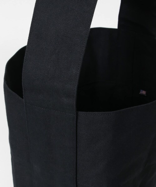 URBAN RESEARCH(アーバンリサーチ)の「Kaan MEGA BUCKET TOTE(トートバッグ・メンズ・BLACK/NATURAL・FREE)」の5枚目の写真